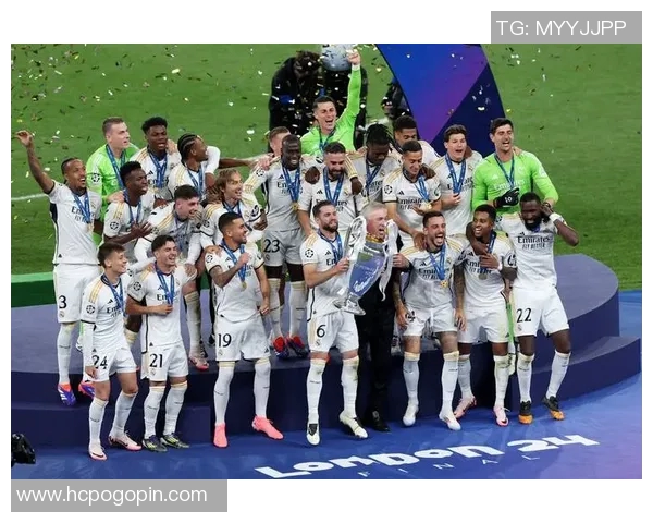 2013年欧冠经典对决皇马与曼联的巅峰之战回顾与分析 2013年欧冠经典对决皇马与曼联的巅峰之战回顾与分析