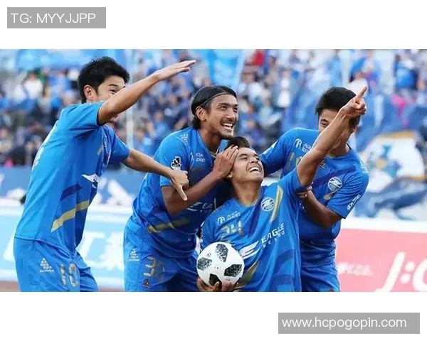 FC东京与磬田喜悦的激烈对决展现日本足球的魅力与激情 FC东京与磬田喜悦的激烈对决展现日本足球的魅力与激情